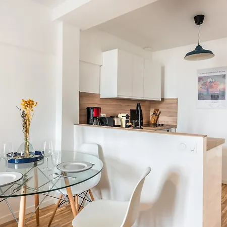 Wonderfull Studio For 2 - Very Close To Huge Parc Appartement *